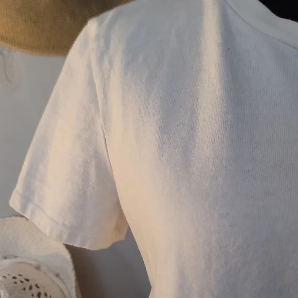 Zara White T-Shirt with Cross Stitch Baby Yoda - Picture 6 of 8